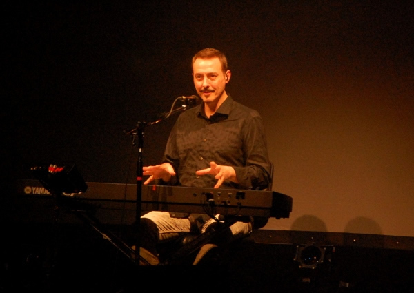 RECITAL PEDRO AZNAR TEATRO TRINIDAD GUEVARA