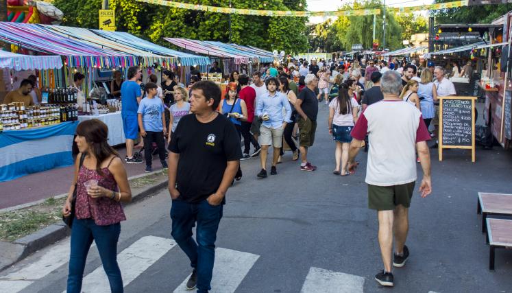 Feria de Parque Saavedra